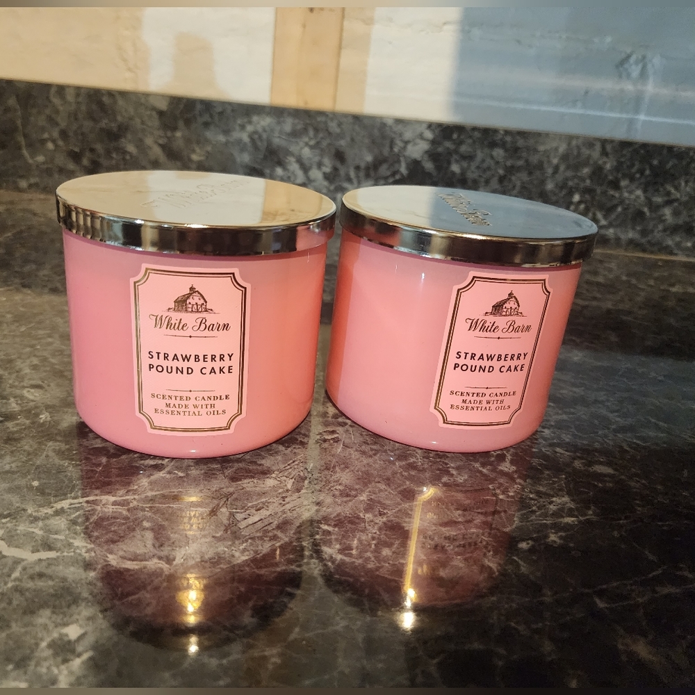 New set of two 3-wick candles from white barn